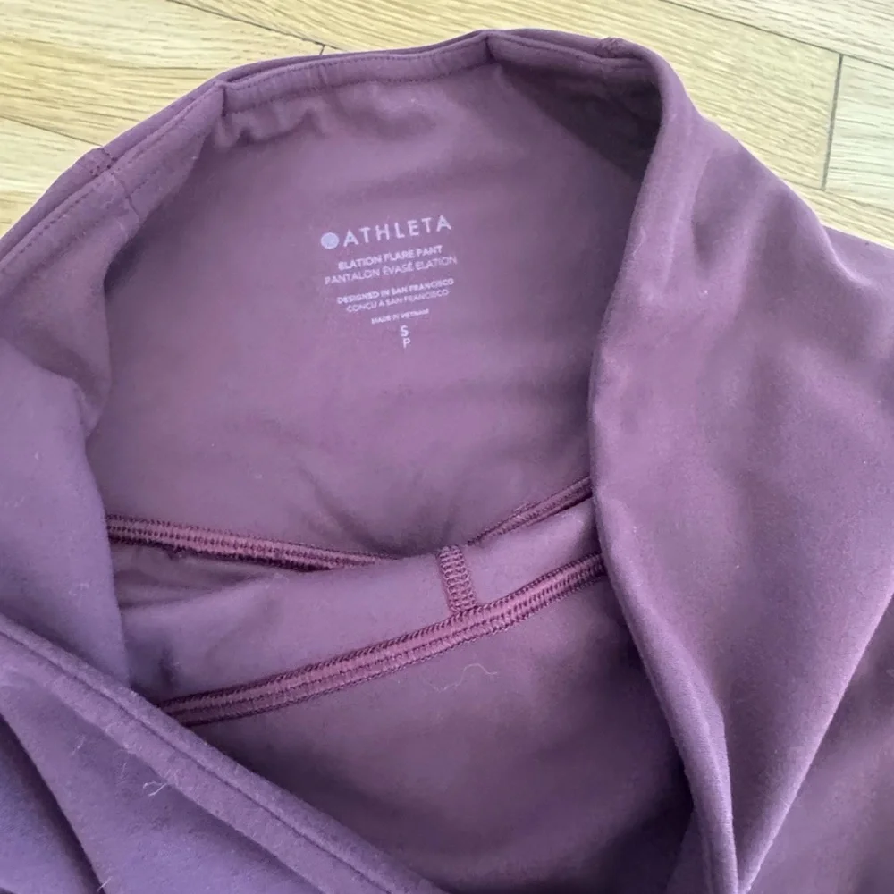 Athleta Burgandy Maroon Elation Flare Pants Size Small - Picture 4 of 6